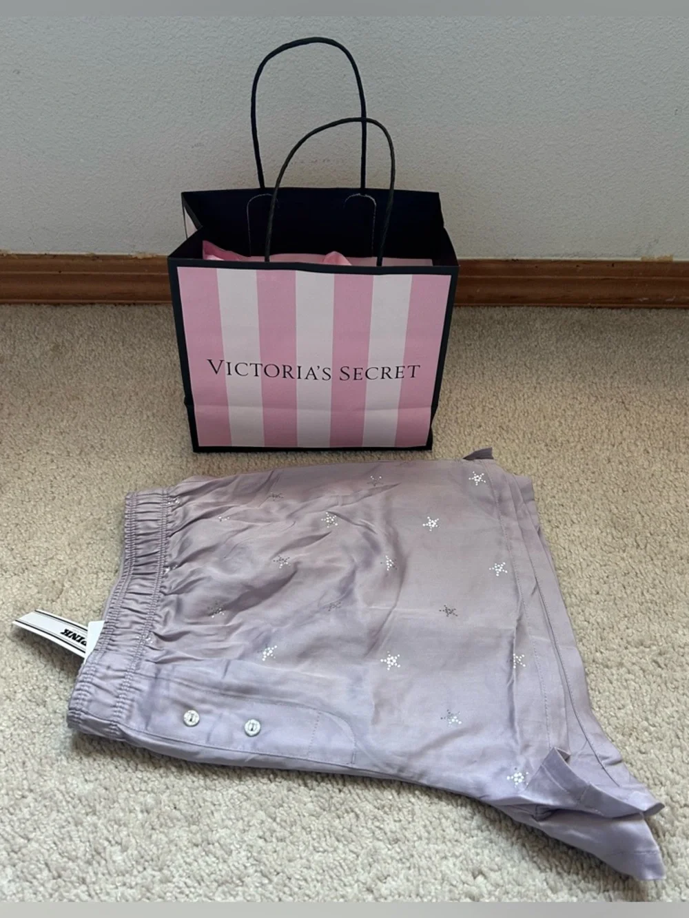 PINK Victoria’s Secret Silky Sleep Boxy PJ Shorts Spring Violet Foil Sz S Comfy
